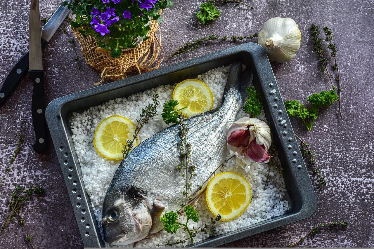 fish-g0ce3b997e_1280 dorade au four recette boyaux bretons marinade